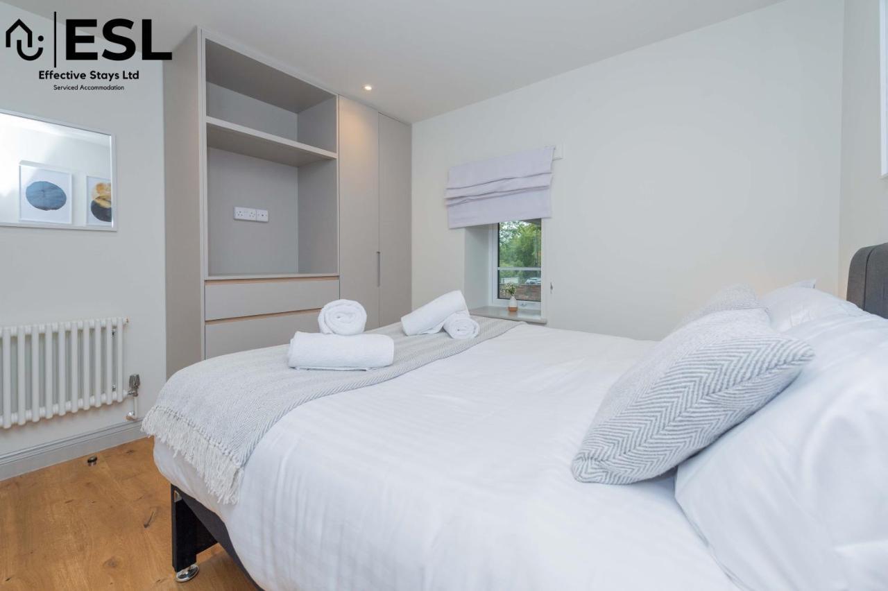 שרוסברי 2 Bedroom Church Apartment 5 Mins To Town Centre - Free Parking מראה חיצוני תמונה