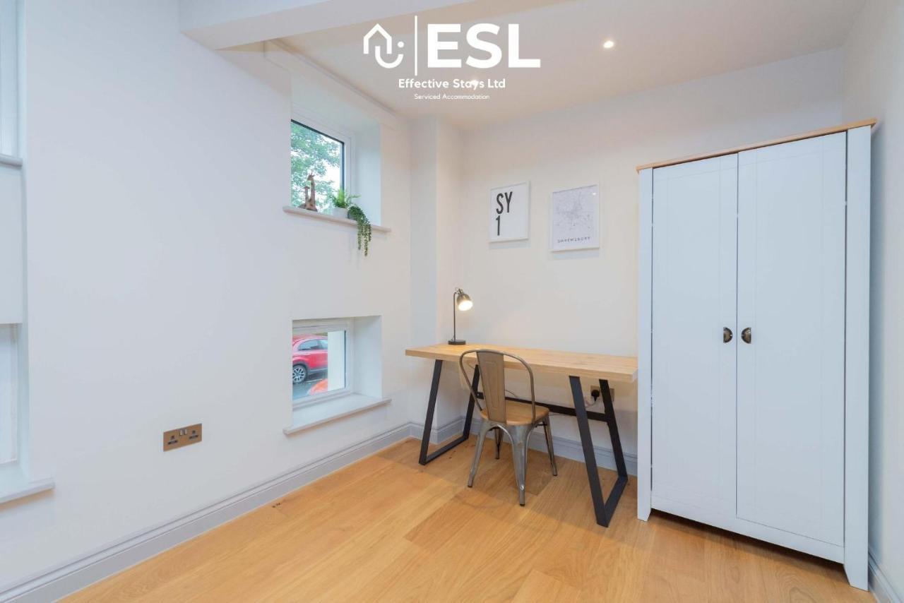שרוסברי 2 Bedroom Church Apartment 5 Mins To Town Centre - Free Parking מראה חיצוני תמונה